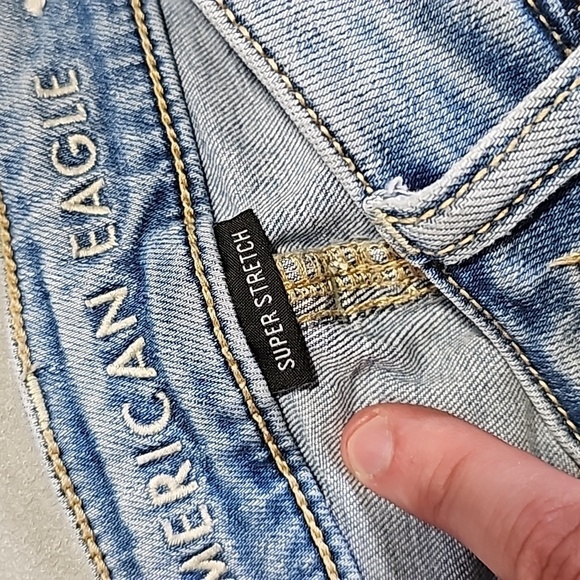 American Eagle super stretch size 2 high rise jean shorts - Picture 6 of 8